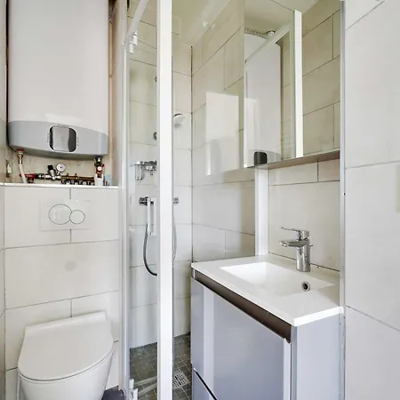 Apartment Intimate 1bd For 2p - Heart Of The 11th Paris